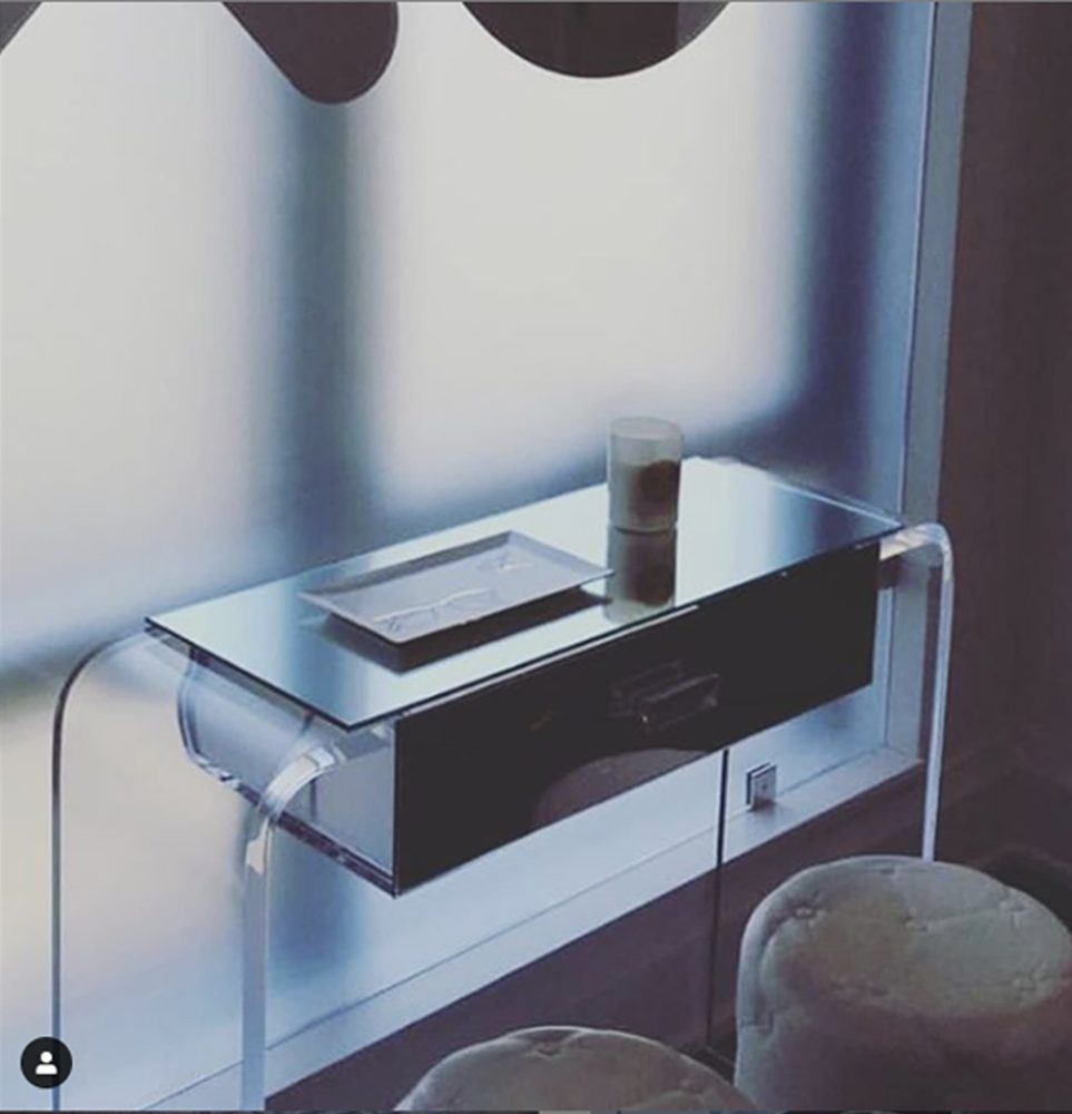 Bàn Mica Acrylife - Waterfall Vanity